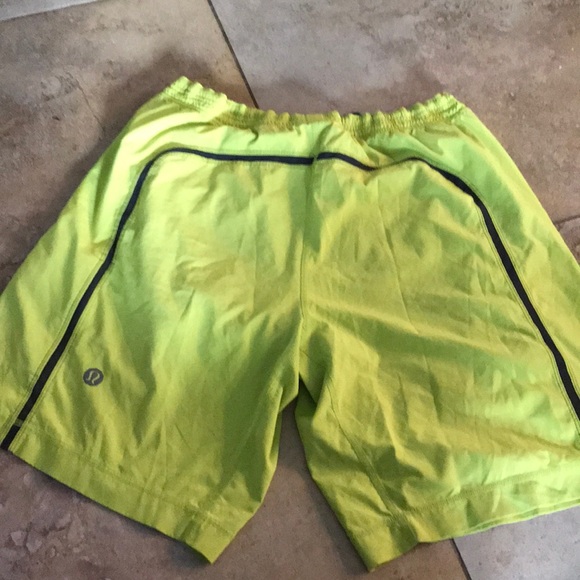 Lululemon Athletics Man’s Short size M/L - Picture 2 of 8